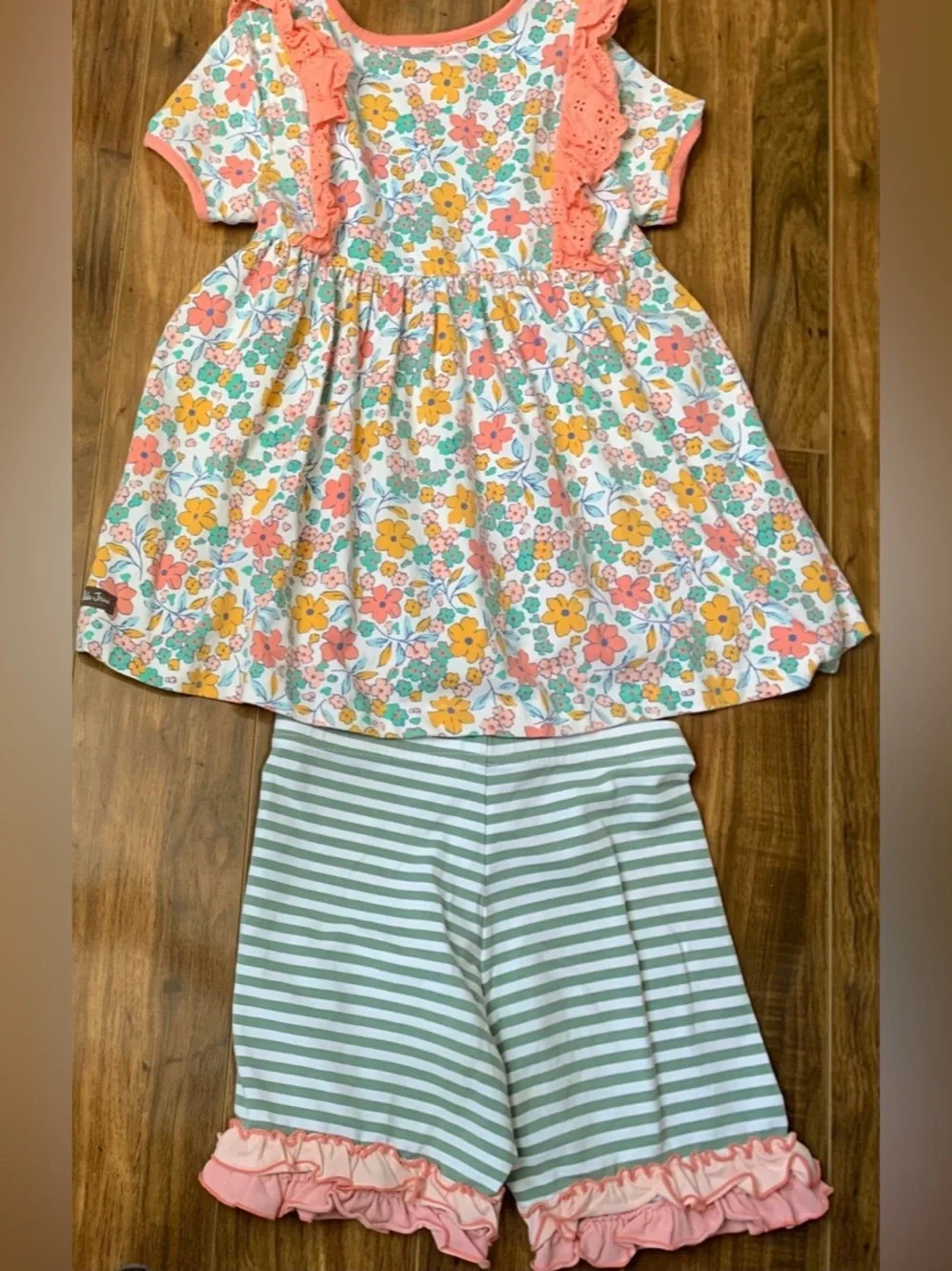 Matilda Jane Smocked Floral Tunic Size 10 & Green Queen Shorties Size 12
